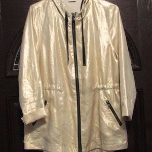 Chico's Zenergy Lightweight Gold Shine Anorak Polyester Jacket sz 1 = Med/8 NWT